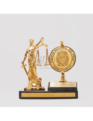 ESTATUILLAS TROFEOS DAMA DE LA JUSTICIA CON MONEDA GIRATORIA - ESTATUILLA EN BRONCE