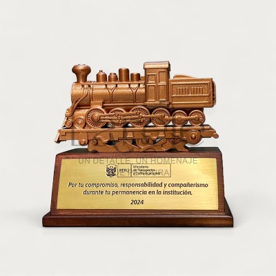 ESTATUILLAS TROFEOS TREN EN RESINA