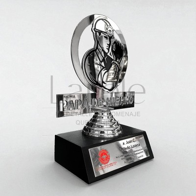 ESTATUILLAS TROFEO PERSONALIZADO EN BRONCE